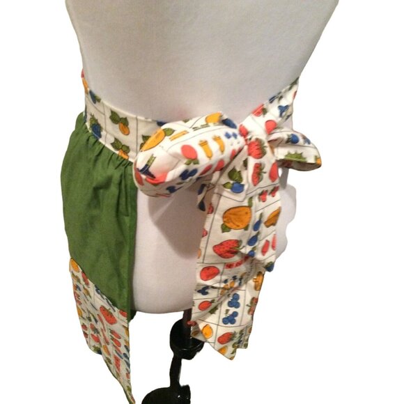Genuine Vintage Kitchen apron Green Vegetable Novelty Print Retro - Picture 3 of 4